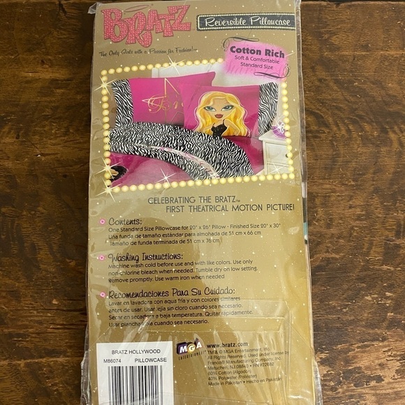 Vintage Bratz Hollywood pillowcase - Picture 3 of 3